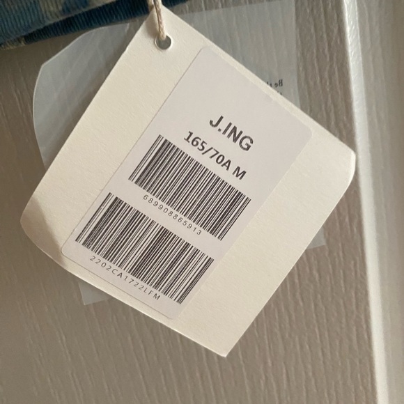 J Ing Embroidered Denim Skirt - Picture 2 of 4